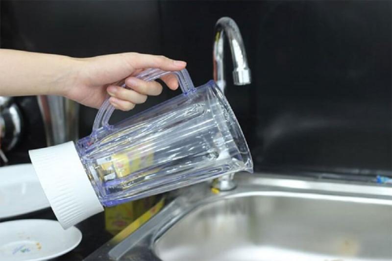 Nước rửa chén, dung dịch tẩy rửa
