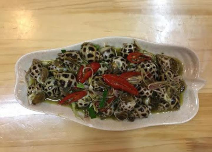 Ốc Xào Lục Thạch