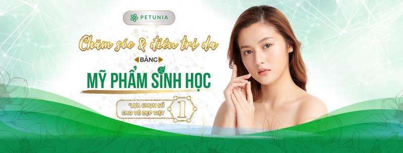 Petunia Charm Center