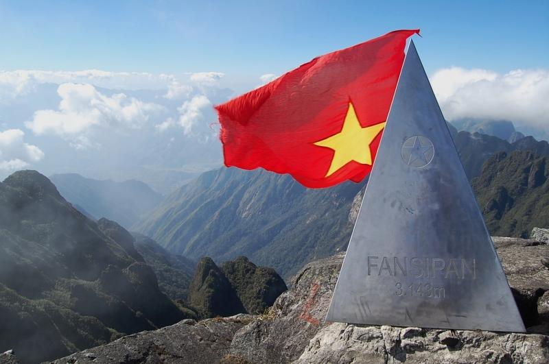 Nóc nhà Đông Dương Fansipan là điểm đến nhiều du khách lựa chọn