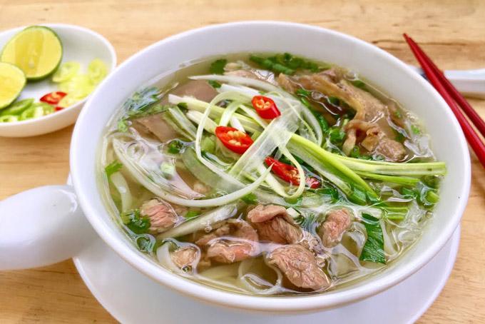 Phở Cồ Long đậm đà thơm ngon