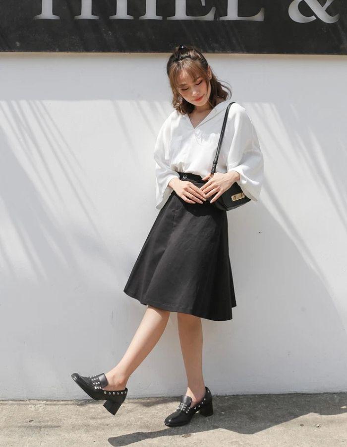 Phối đồ với chân váy chữ A kết hợp áo sơ mi