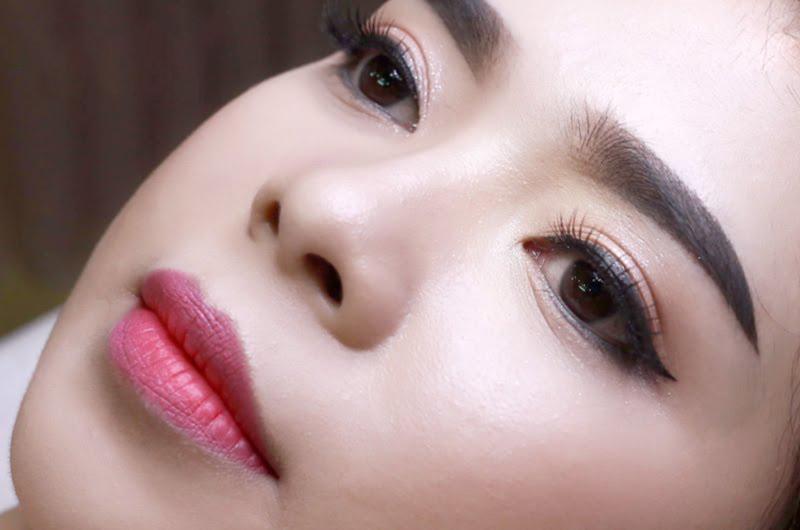 Phun môi ﻿COLLAGEN
