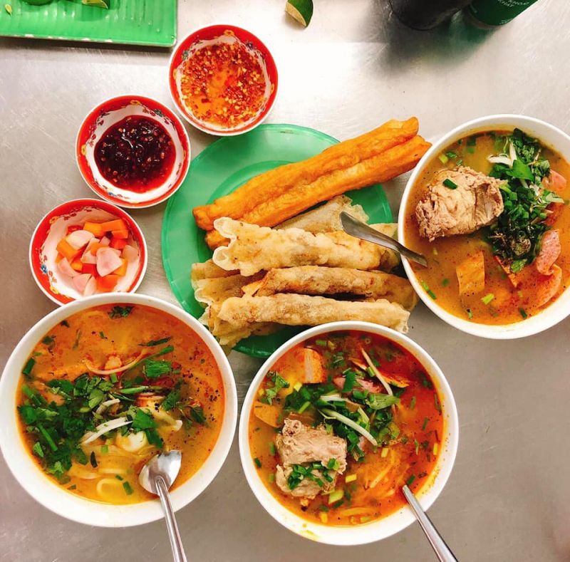 Phương bánh canh ruộng
