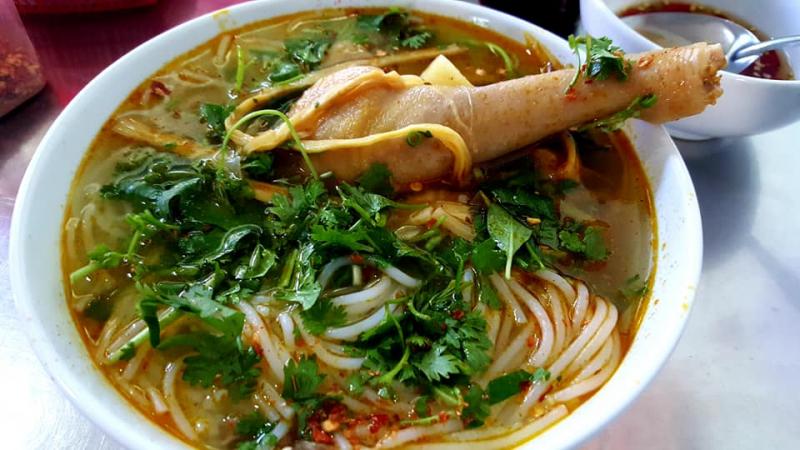 Quán 76 - Bún măng gà