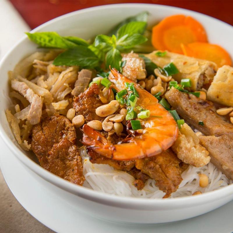 Bún Thịt Nướng Anh Ba