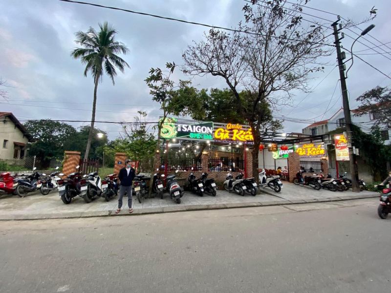 Quán Gà Kiến