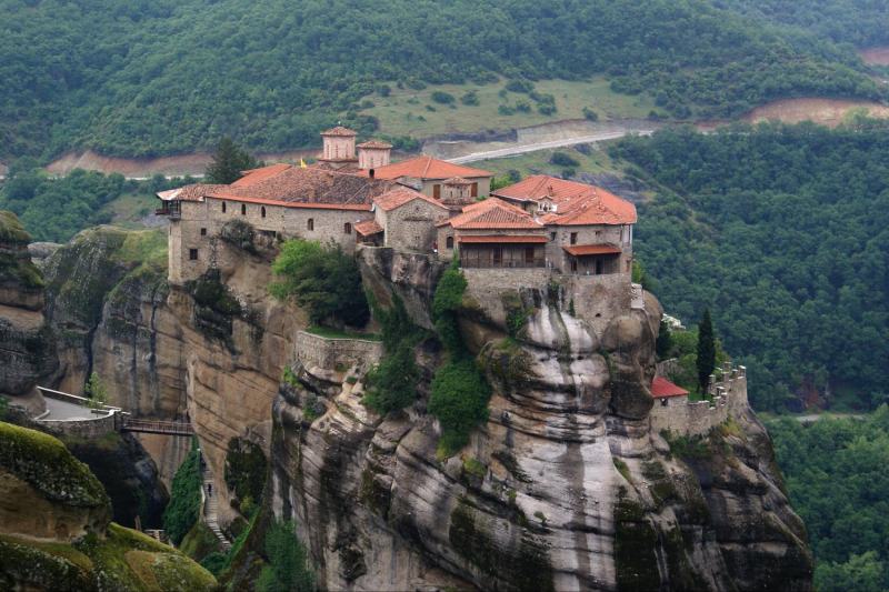 Quần thể tu viện Meteora (HY LẠP)