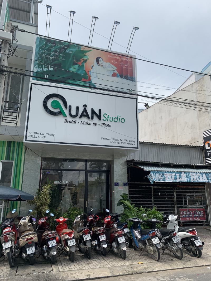 Quân Wedding - Make up Việt Nguyễn