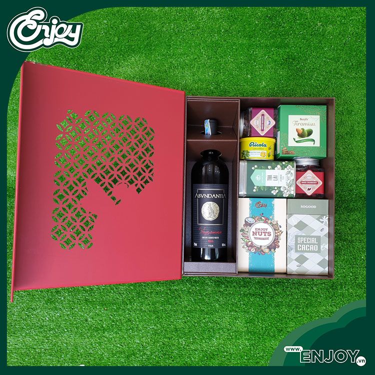 Enjoy.vn là website chuyên về bán sỉ, lẻ các sản phẩm giỏ quà tặng, hamper quà tặng cho các dịp lễ, Tết