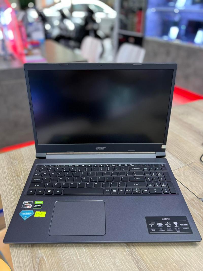 Logo Quy Nhơn Computer.