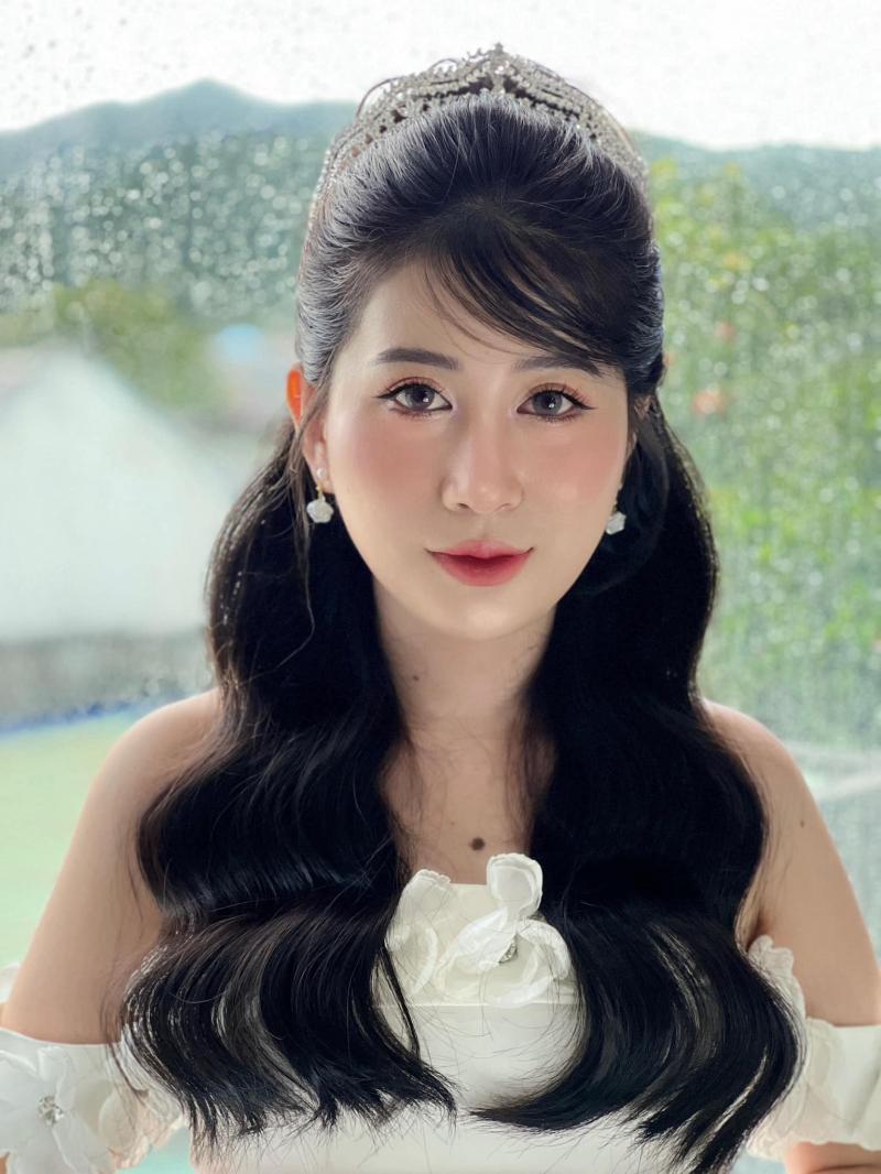 Quỳnh Anh Yu Makeup