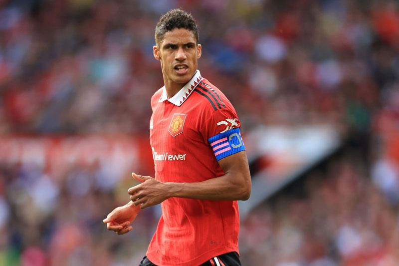 Raphael Varane (Man Utd, 340.000 bảng/tuần)