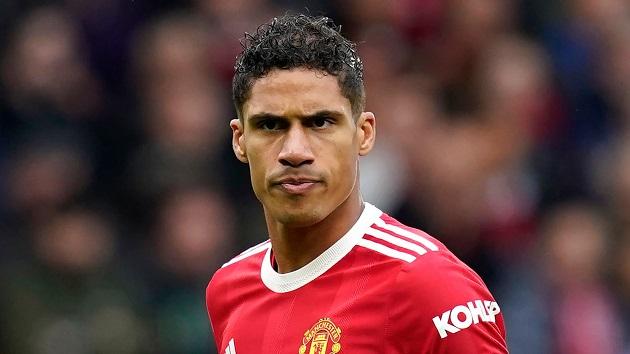 Raphael Varane (Man Utd, 340.000 bảng/tuần)