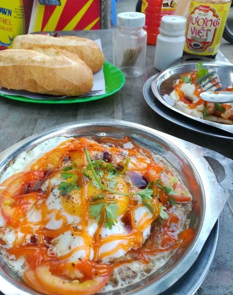 S. Sam - Bánh Mì Chảo