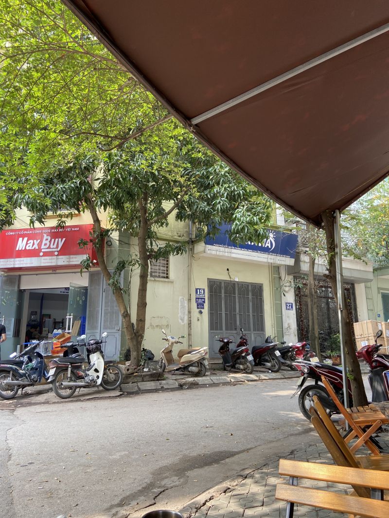 Công ty thương mại Maxbuy