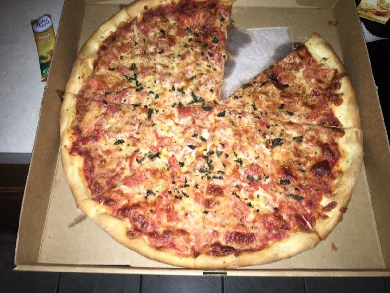 Sisters Tavern & Pizzeria