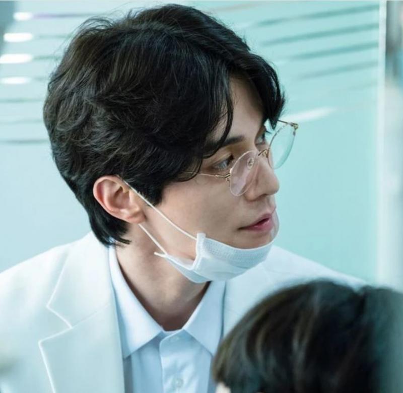 Strangers from Hell (2019)