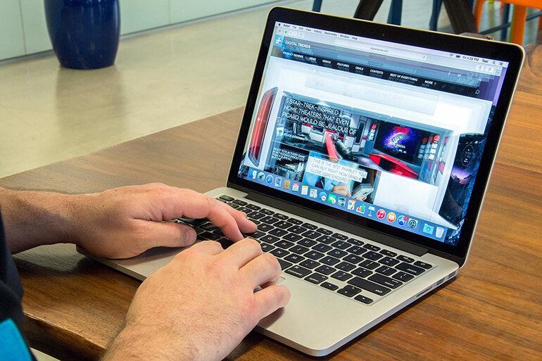 Sử dụng laptop