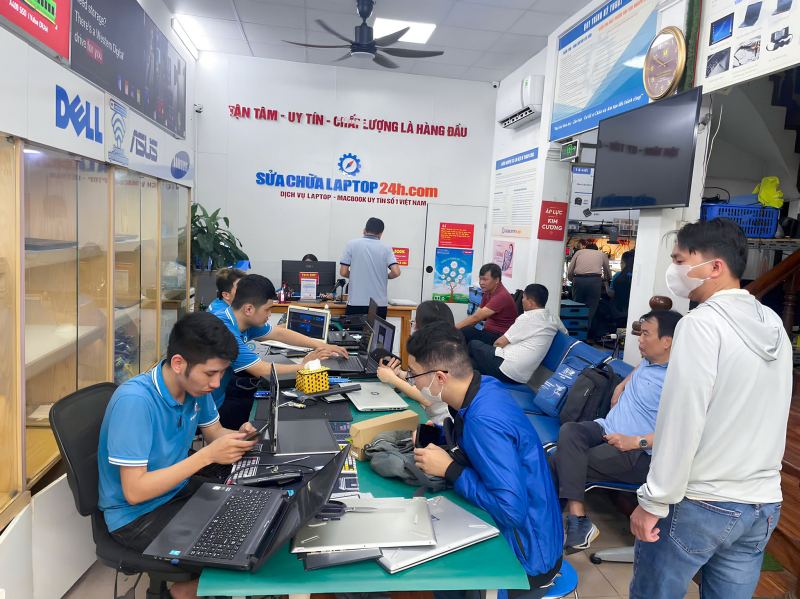 S﻿ửa chữa Laptop 24h