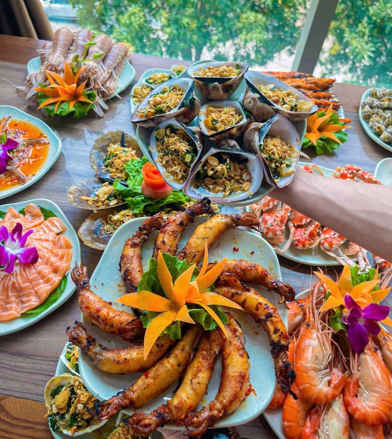 Sun Buffet - Hải sản & Dimsum