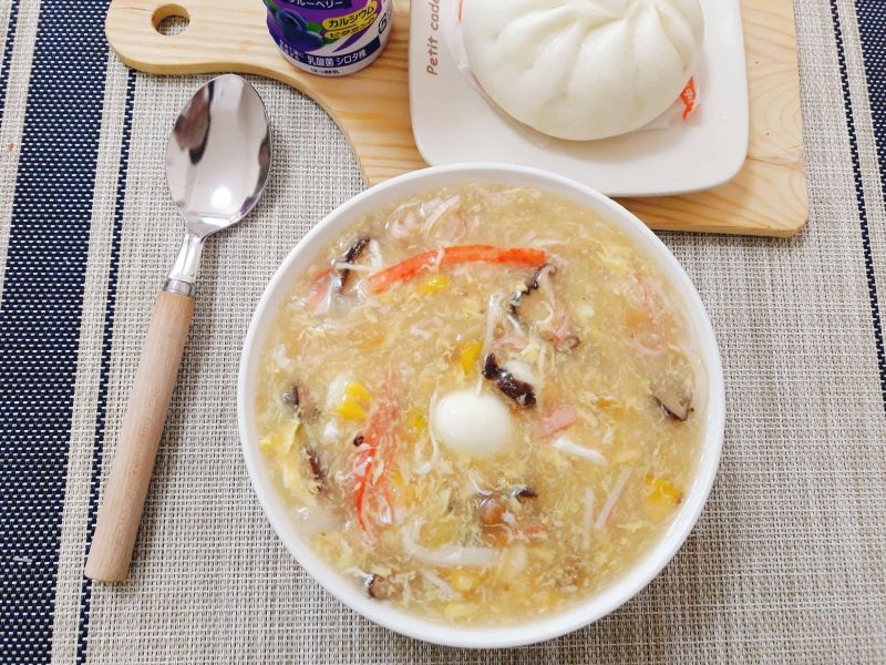 Súp ghẹ và nấm đông cô