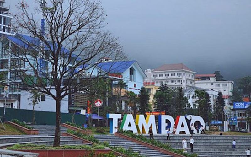 Nhà thờ đá cổ ở Tam Đảo