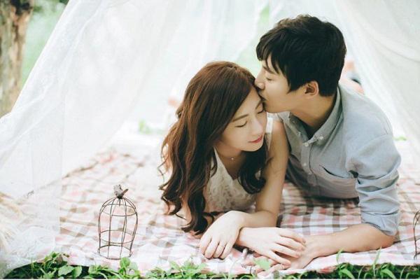 Tán tỉnh và bất ngờ vào buổi sáng