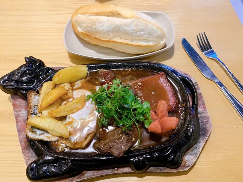 Bò bít tết