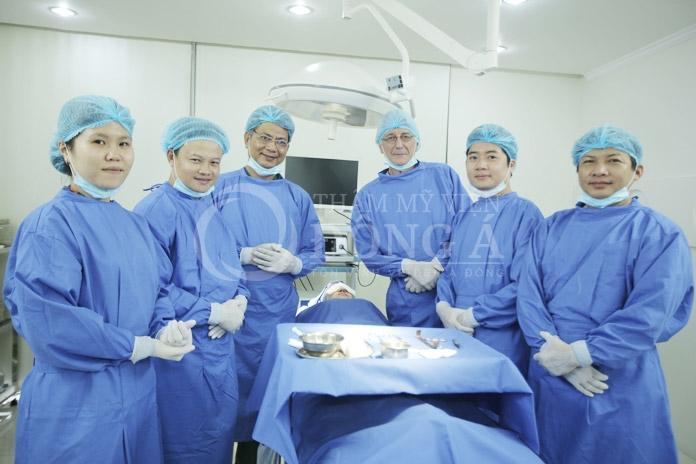Bệnh viện thẩm mỹ Đông Á
