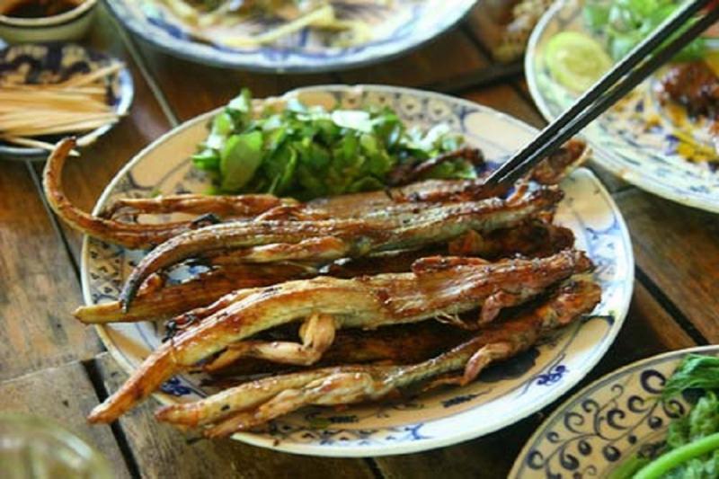 Thằn lằn núi Bà Đen nướng