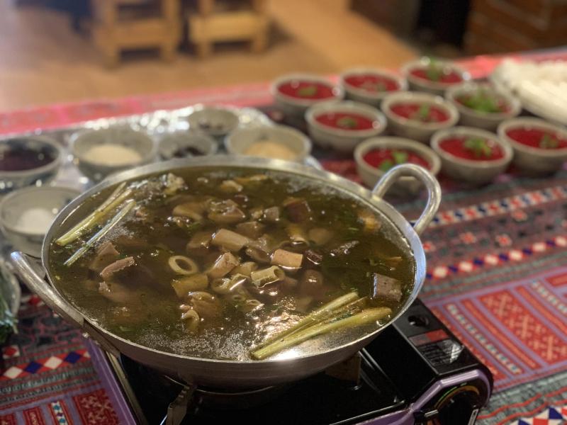 Thắng Cố A Quỳnh