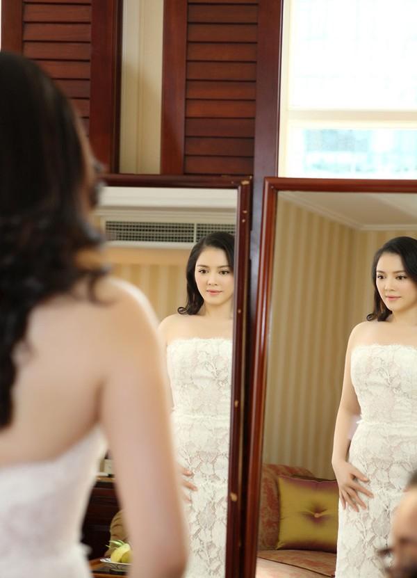 Thử đồ và ngắm nhìn kỹ trước khi quyết định