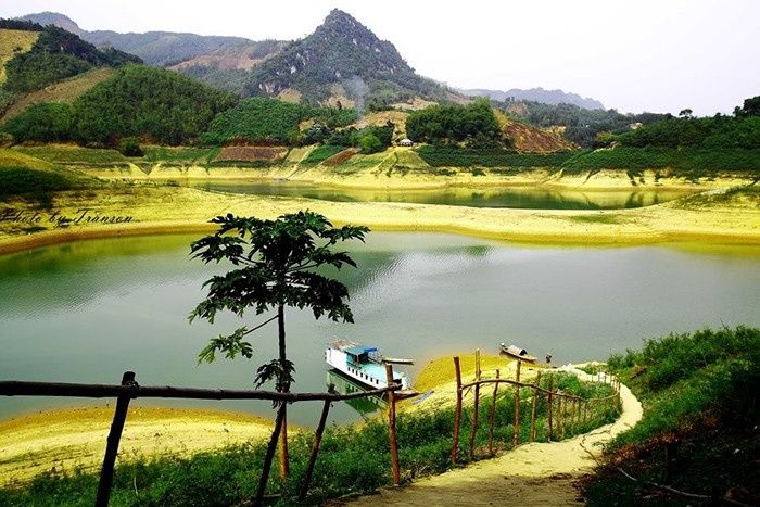Hoà Bình quê em