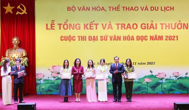 Tích cực phát triển văn hóa đọc