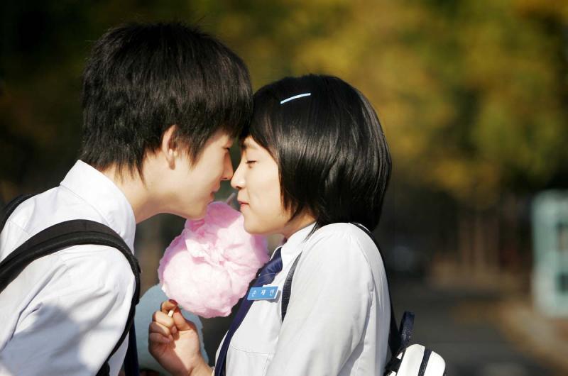 Dù sau này người đồng hành cùng bạn không phải là cô gái/chàng trai ấy nhưng những ký ức đẹp đẽ đó sẽ còn lưu giữ mãi trong trí nhớ của bạn.
