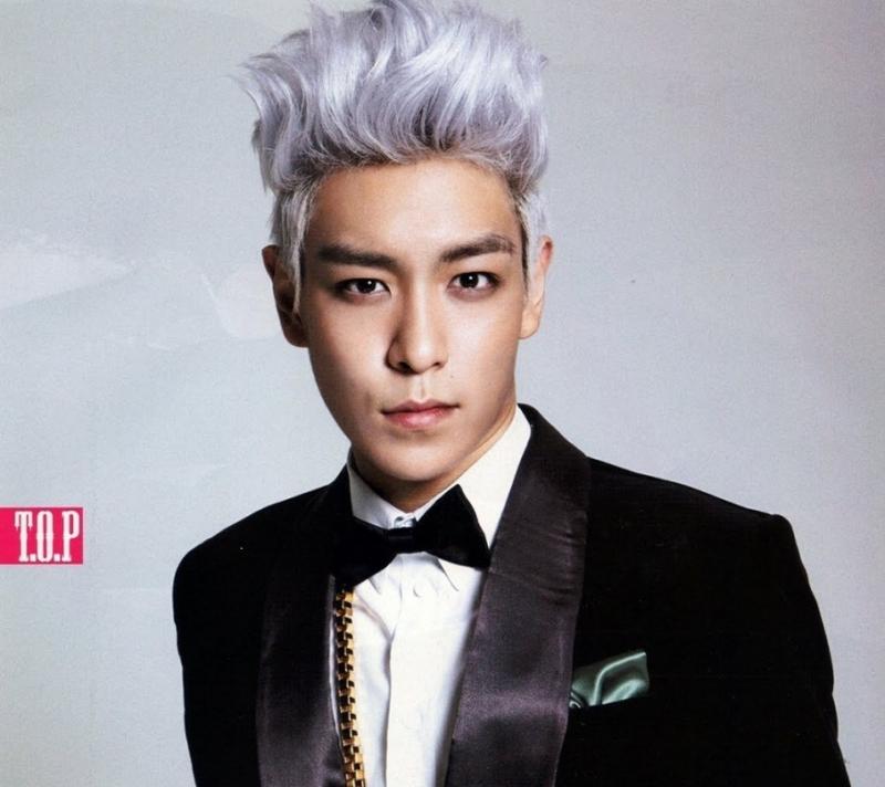 T.O.P của Big Bang là mĩ nam rất hay lăng xê cho mốt tóc vuốt dựng này.