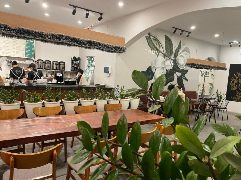 Tròn Cafe