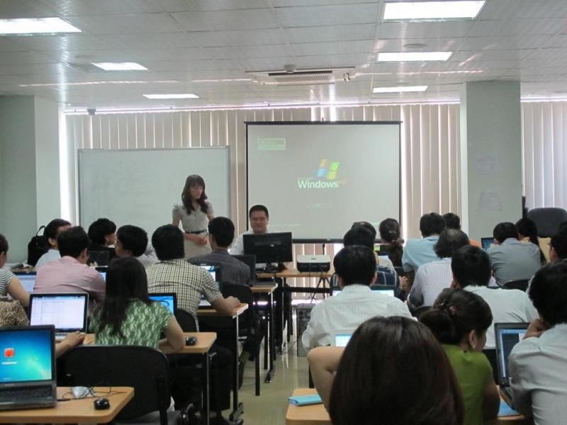 Trung tâm Ngoại ngữ Tin học - Trường Đại học Kinh tế Nghệ An
