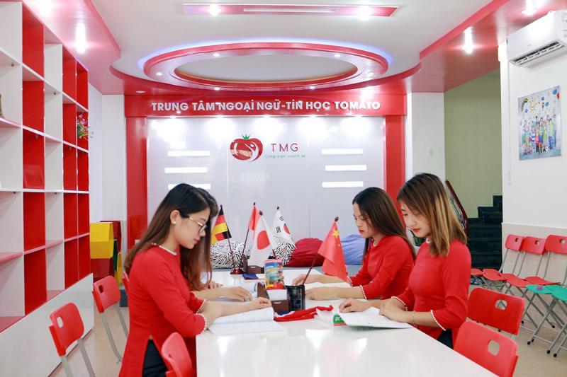 Trung tâm ngoại ngữ Tomato