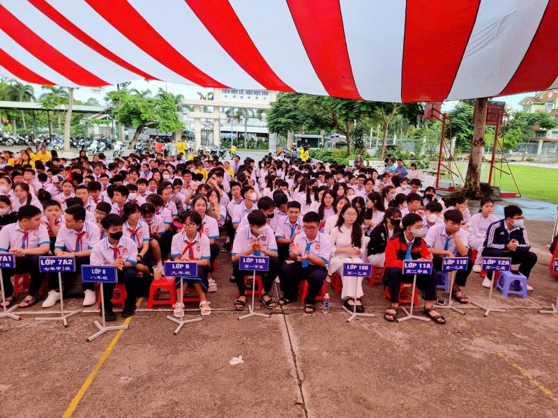 Trường TH, THCS & THPT VIỆT HOA