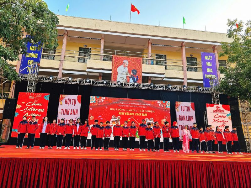 Trường THCS Hoàng Văn Thụ