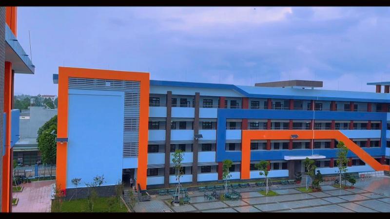 Trường THCS Lý Tự Trọng