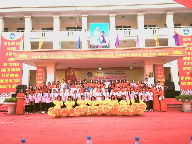 Trường THCS Lý Tự Trọng