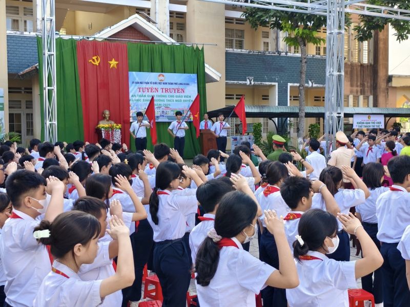 Trường THCS Ngô Quyền