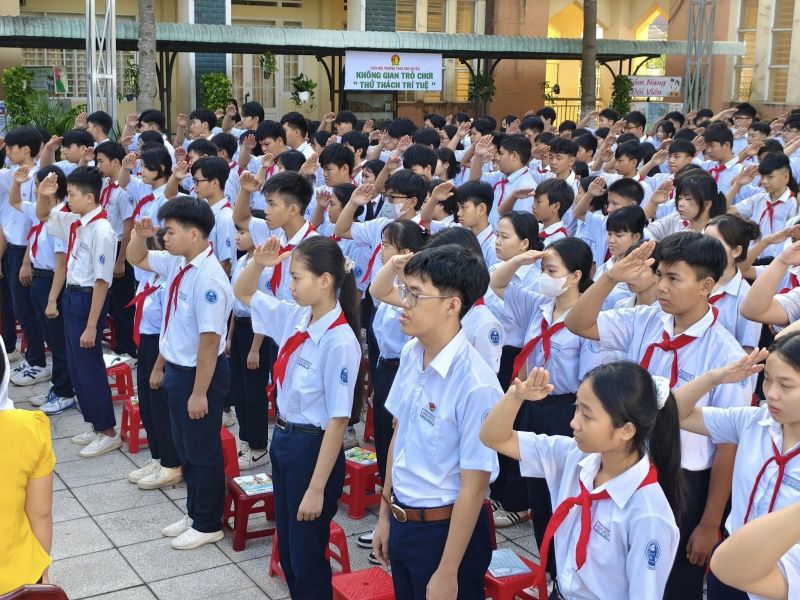 Trường THCS Ngô Quyền