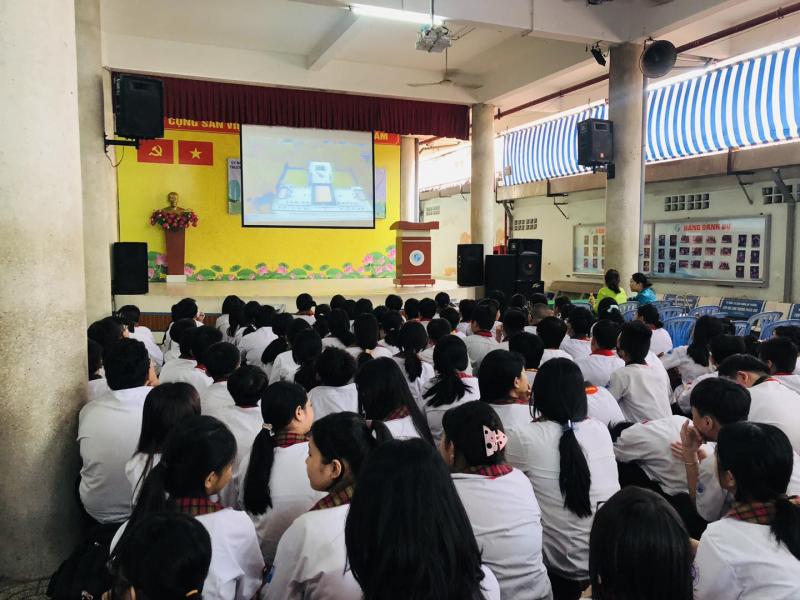 Trường THCS Trần Bội Cơ