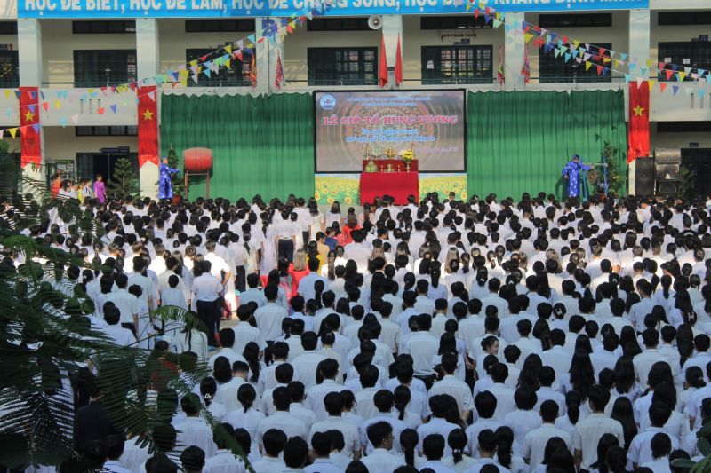 Trường THPT Bình Hưng Hoà
