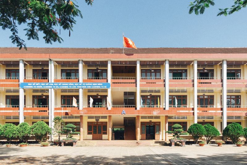 Trường THPT Chu Văn An