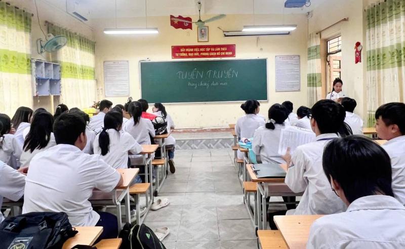 Trường THPT Lê Hồng Phong